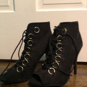 Women’s high heels